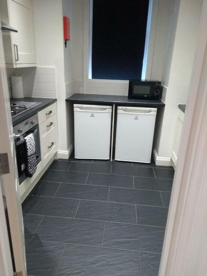 Clifton Apartment Luton  Luaran gambar